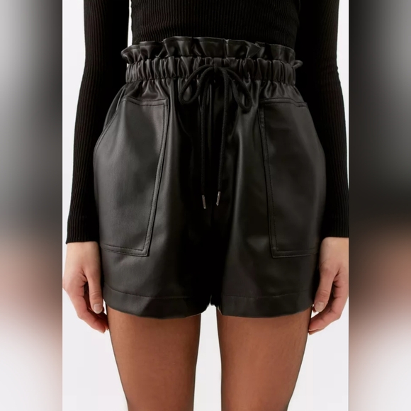 Urban Outfitters Faux Leather Shorts - Picture 3 of 6